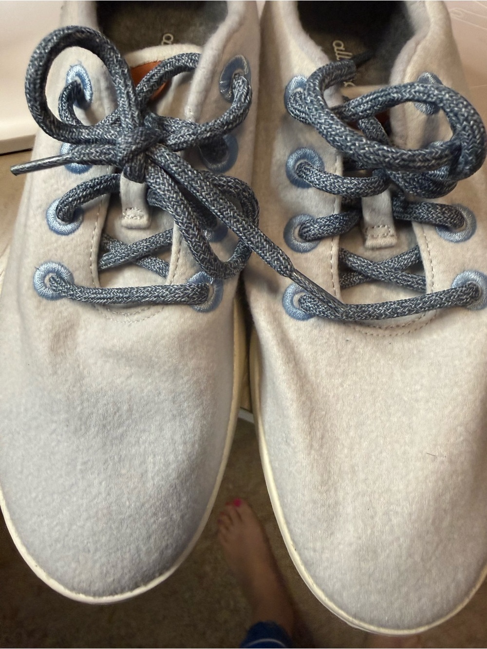 EUC  Allbirds Wool Runner Sneakers in Light Blue